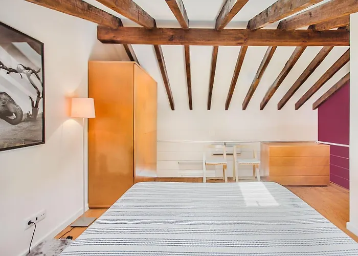 Apartment Cozy Duplex In The Picturesque Graca Lisbon